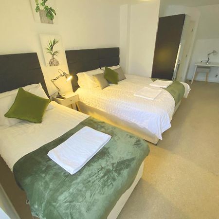Walsall Group Accommodation Exterior photo