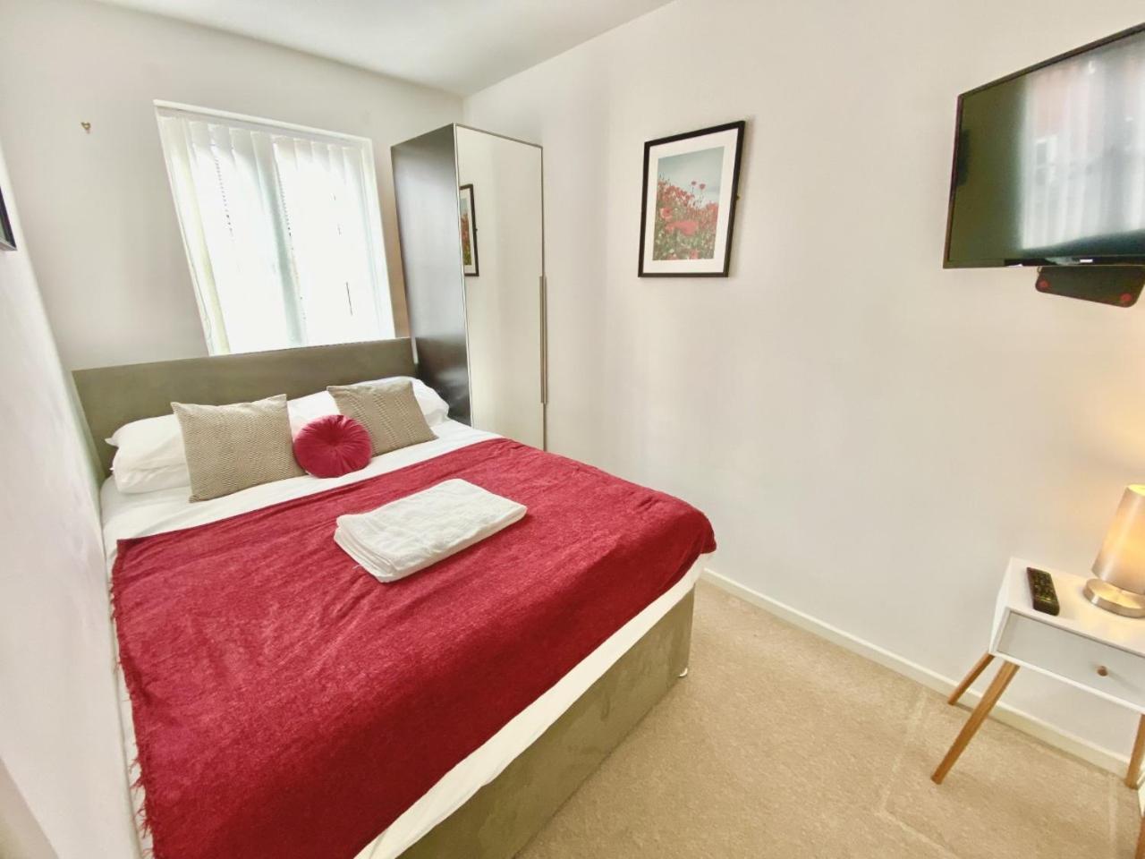 Walsall Group Accommodation Exterior photo