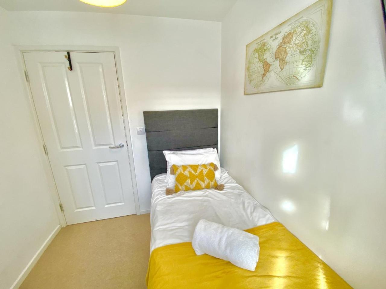 Walsall Group Accommodation Exterior photo